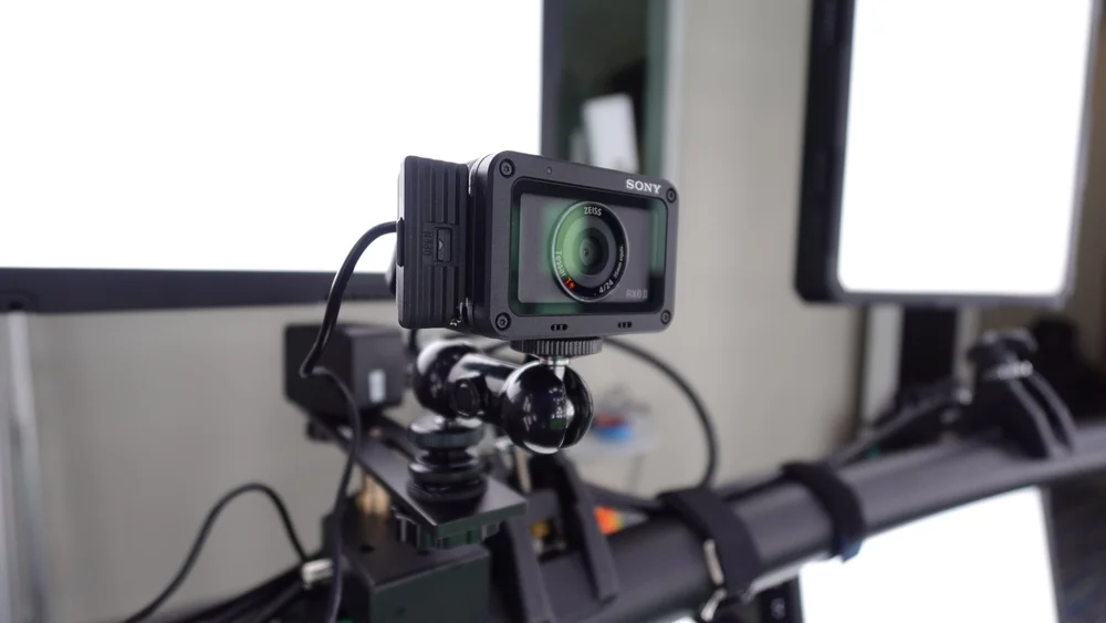 Synchronized Sony capture camera on the rig
